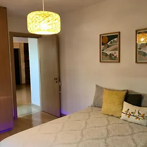 Fat Cow 101 Apartament Larnaca