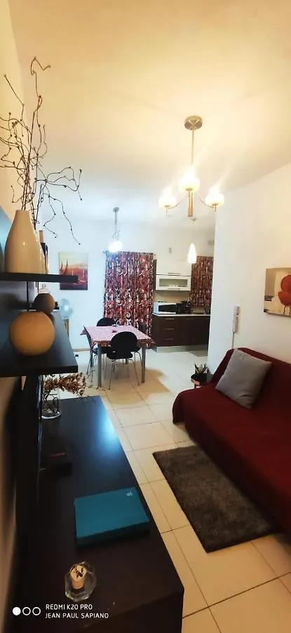Sliema Central Apartment