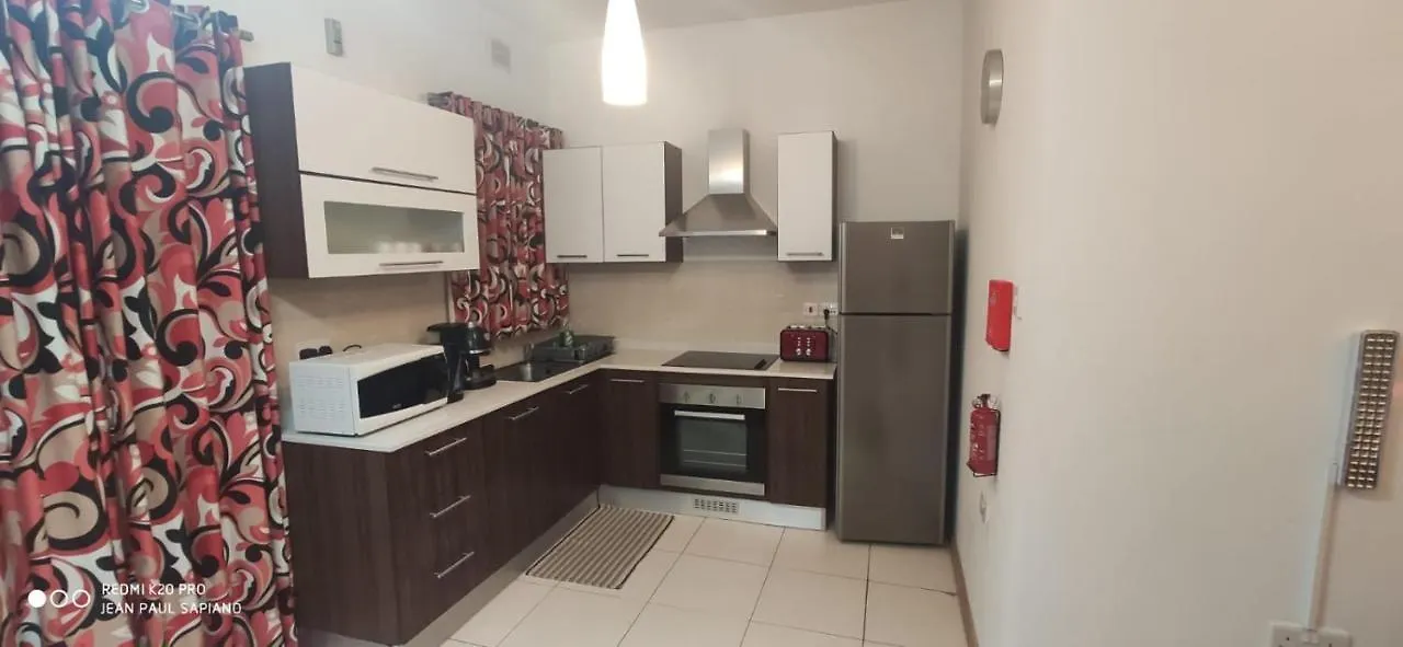 Sliema Central Apartment