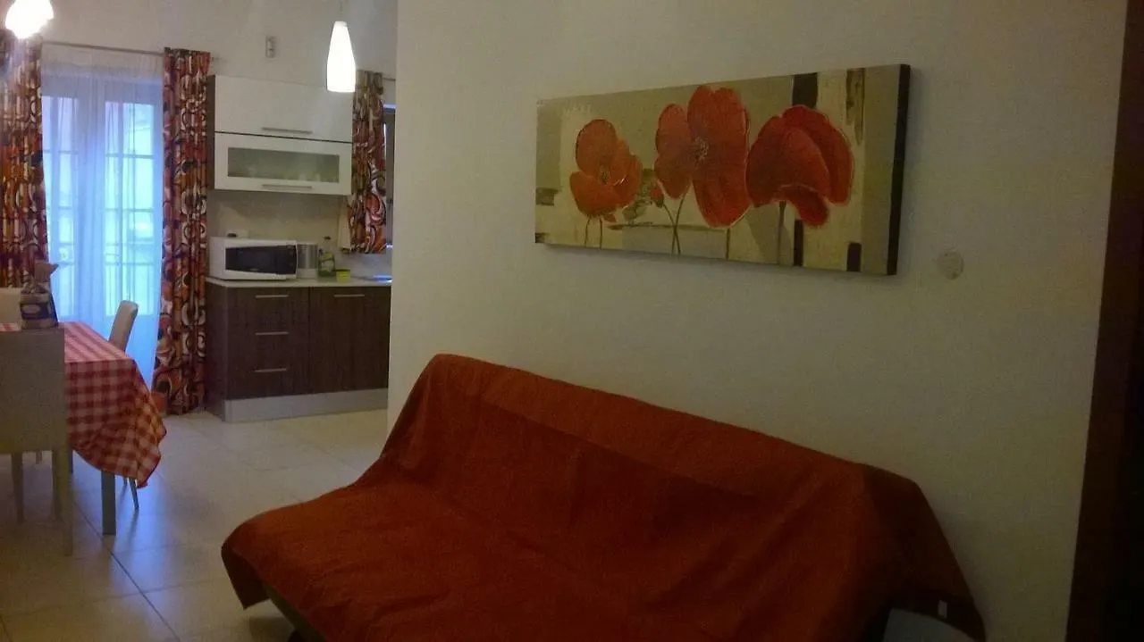 Sliema Central Apartment 0*,